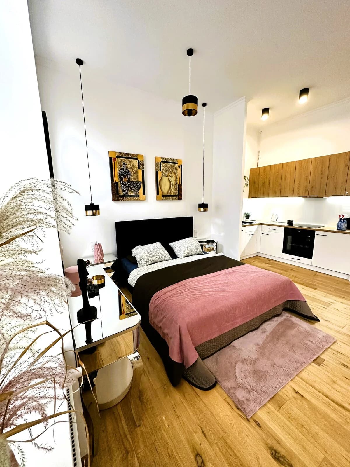 Gallery 20
