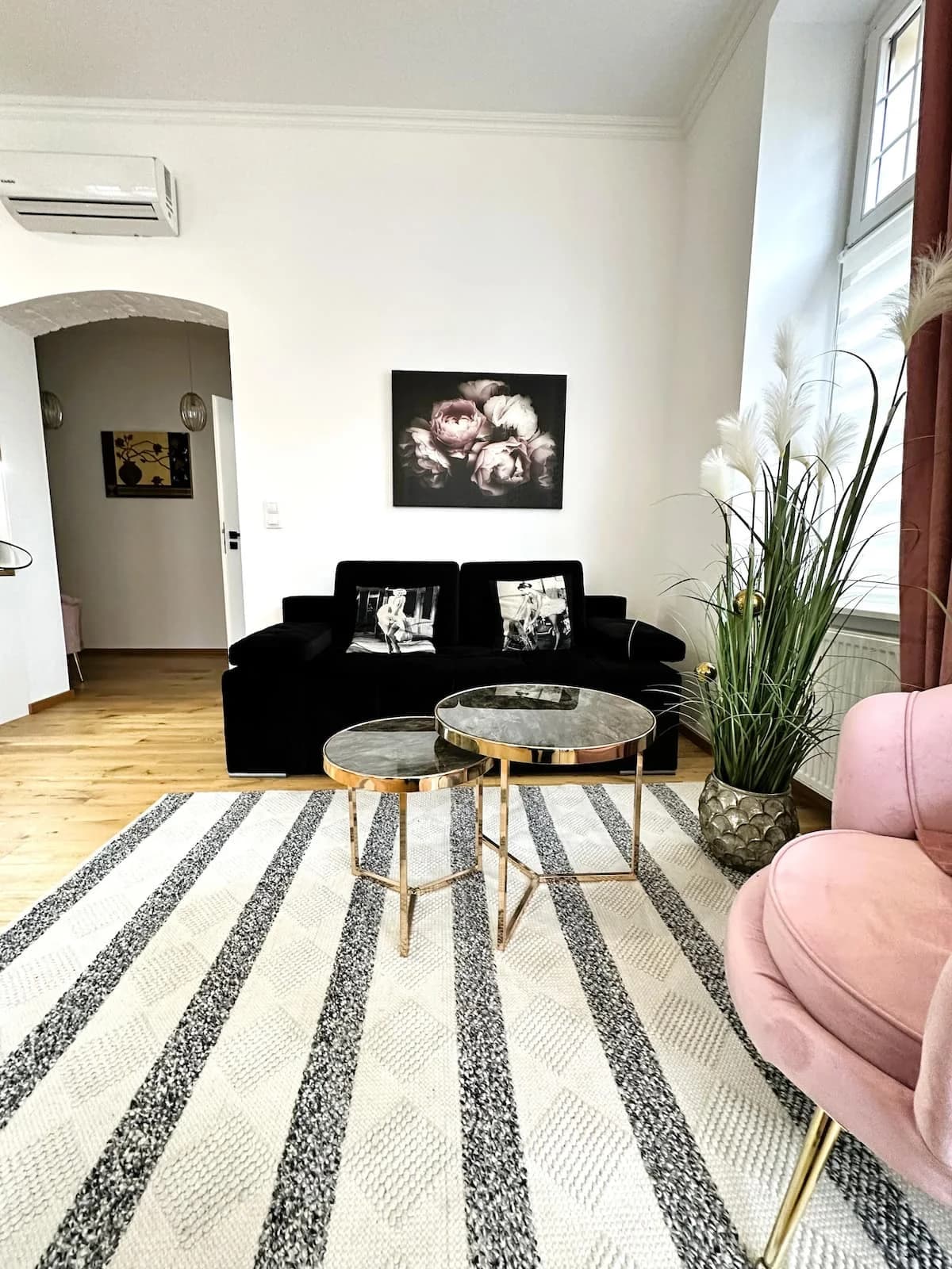 Gallery 22