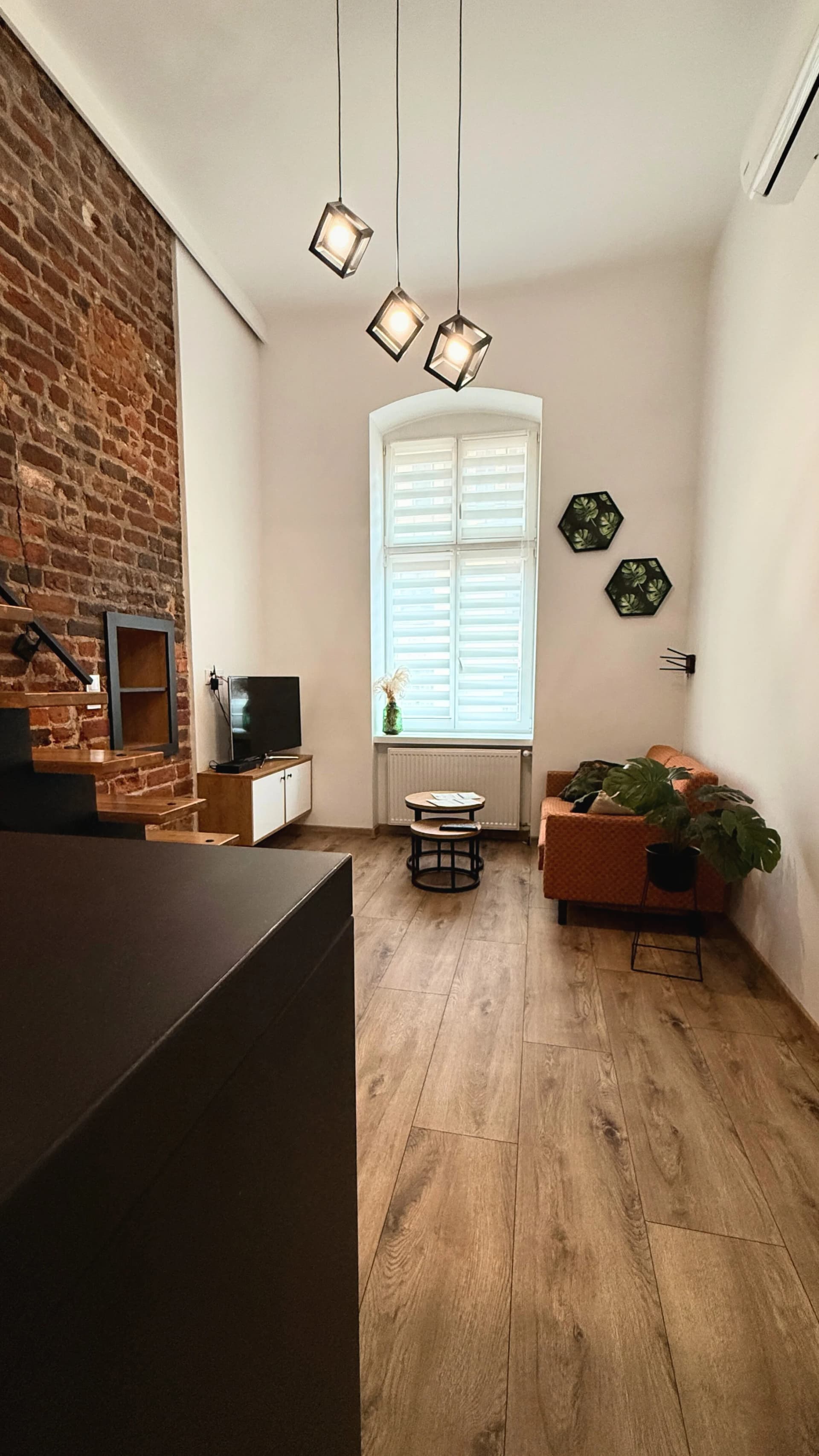 Gallery 8