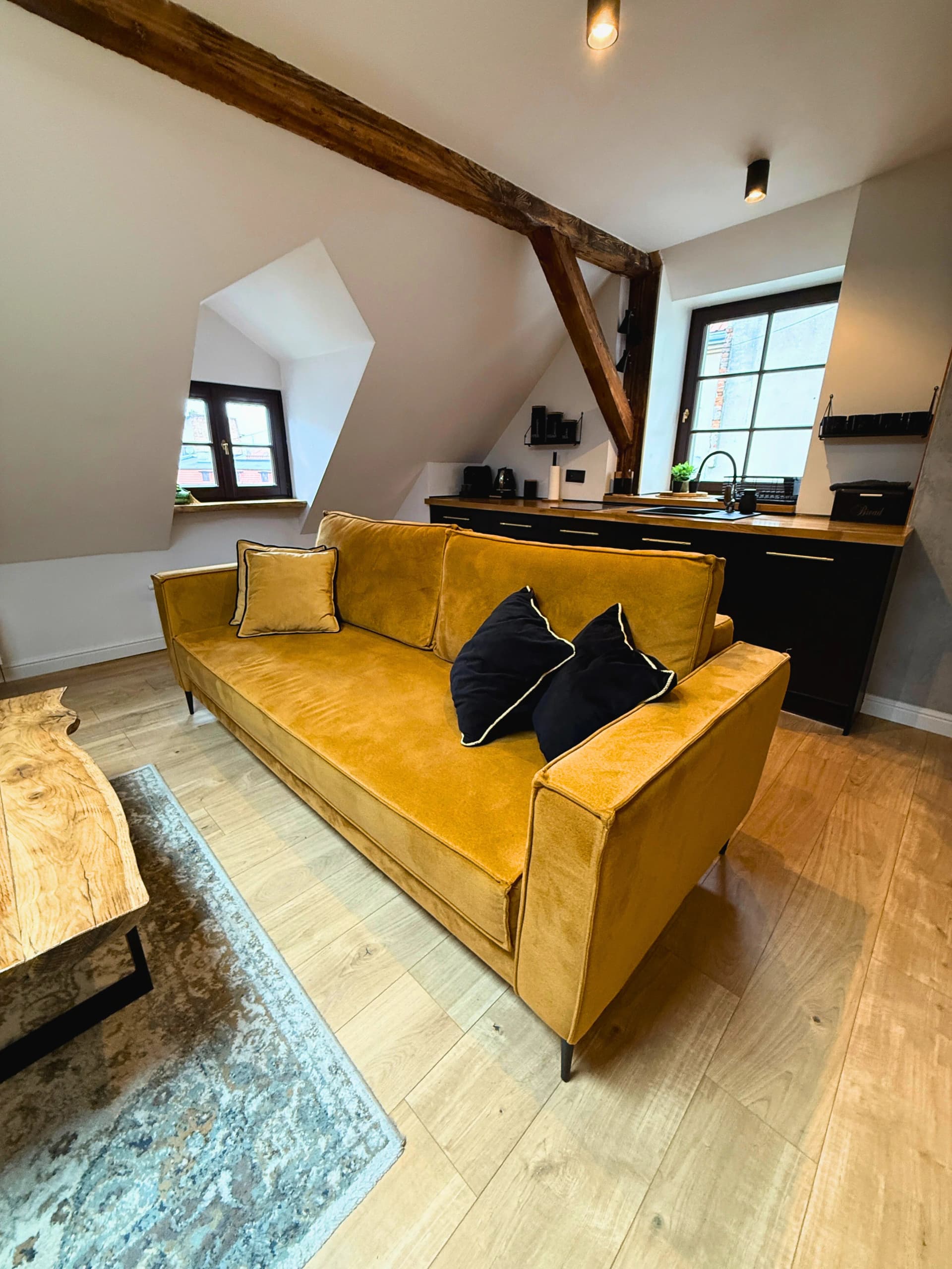 Gallery 26