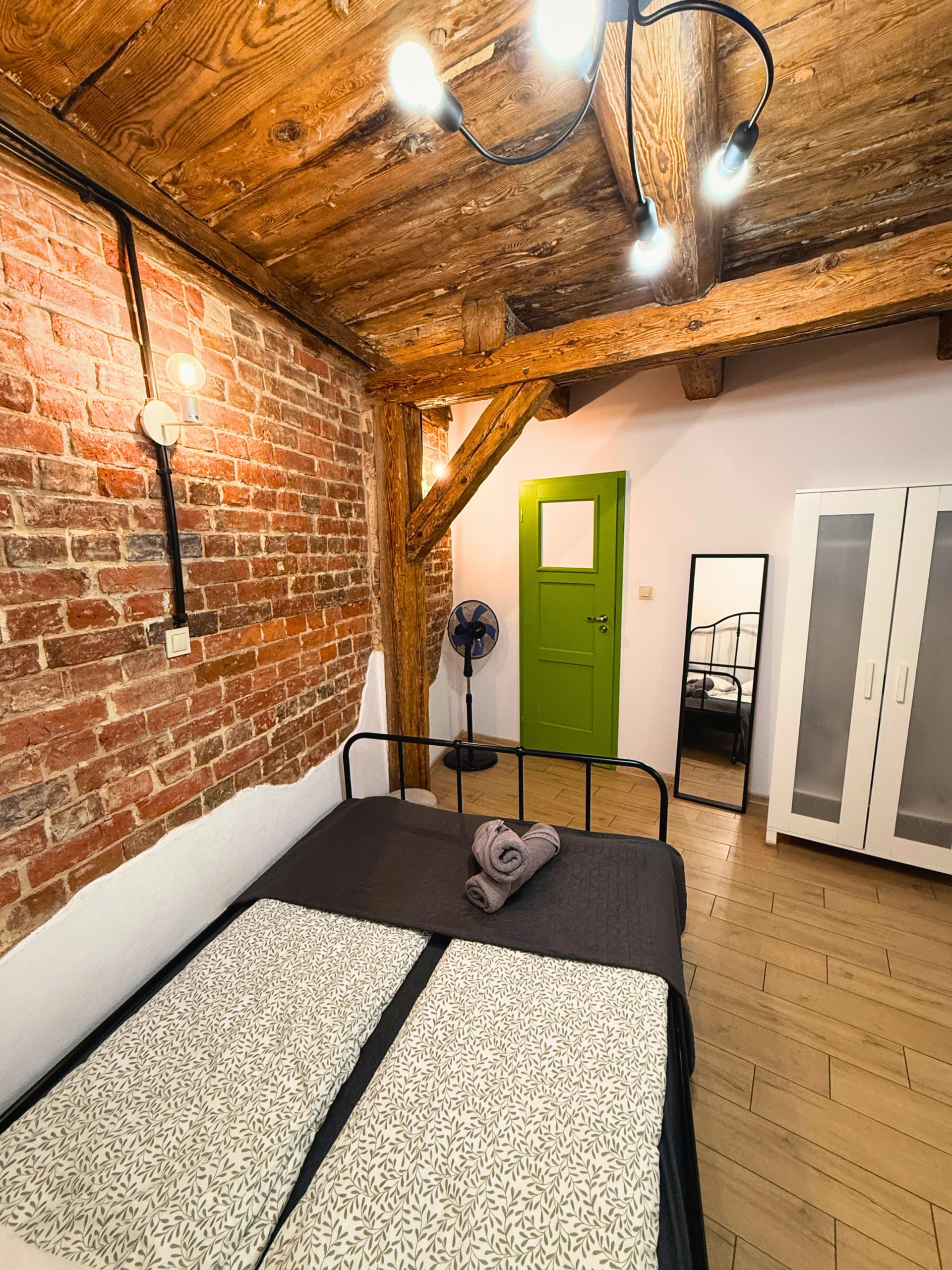 Gallery 9