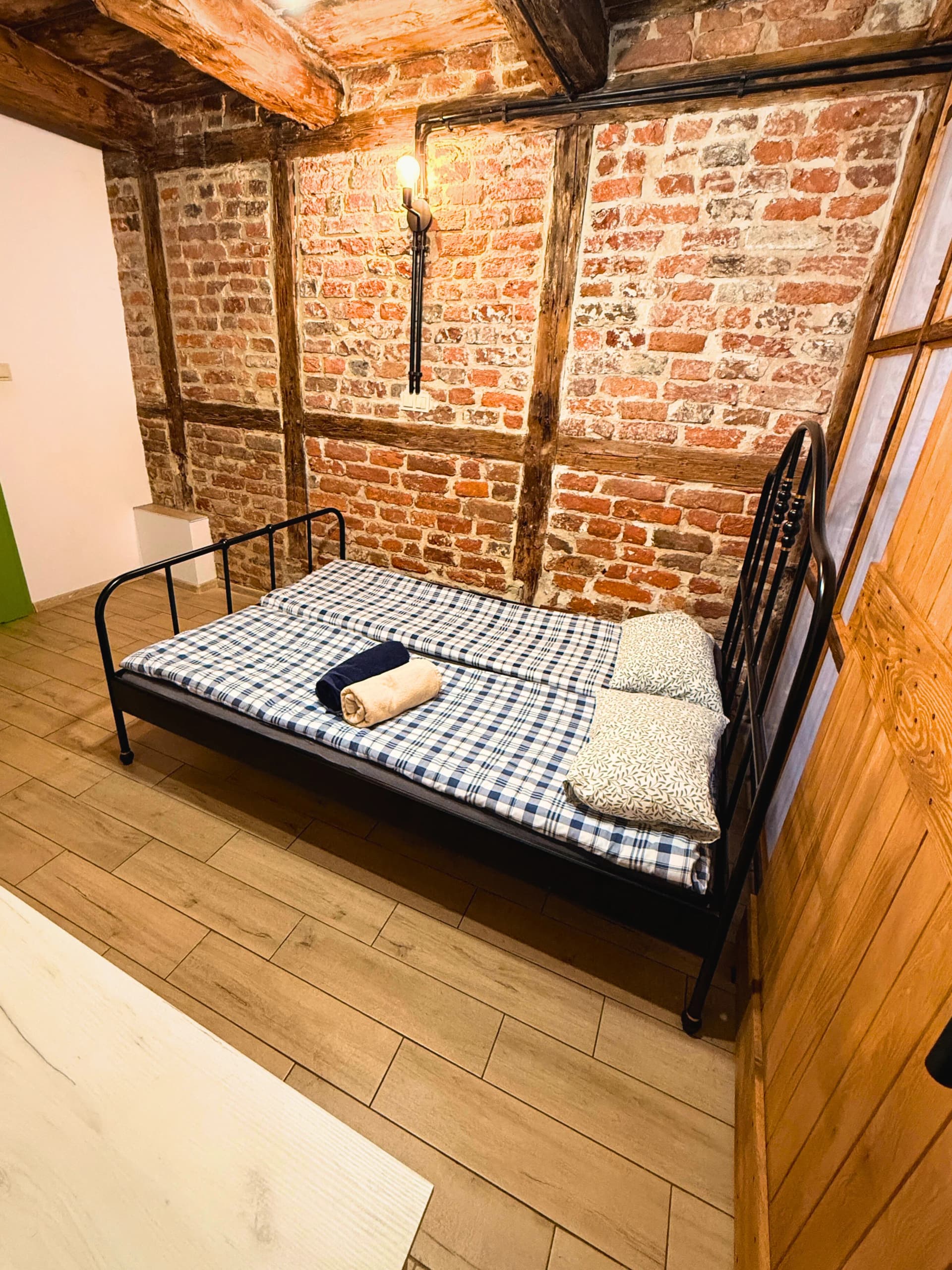 Gallery 10