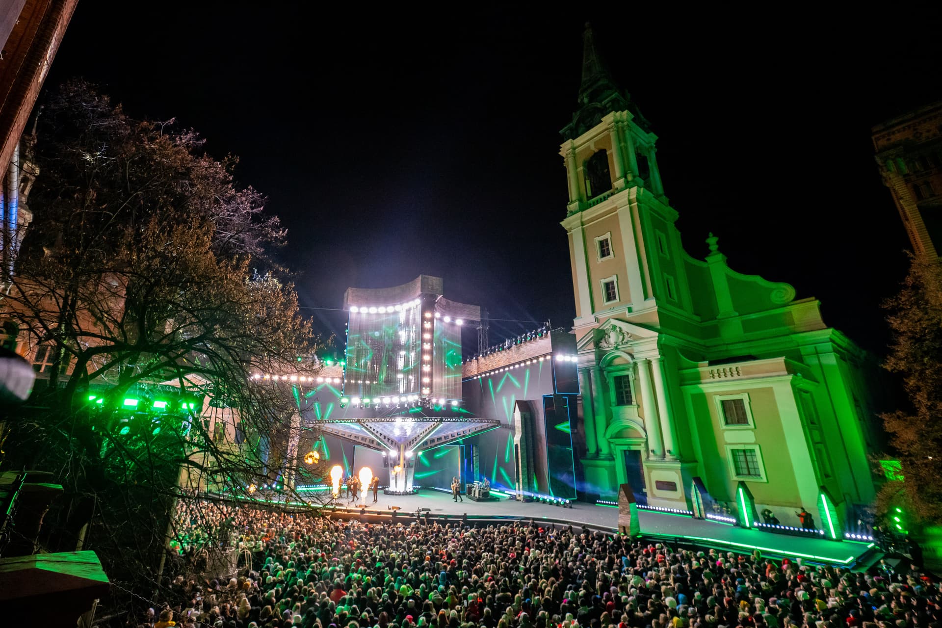 Sylwestrowa Moc Przebojów z telewizją Polsat